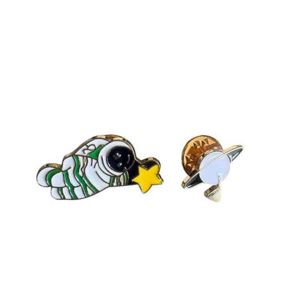 Astronaut Enamel Pin Set with Star and Planet - Picture 4 of 5